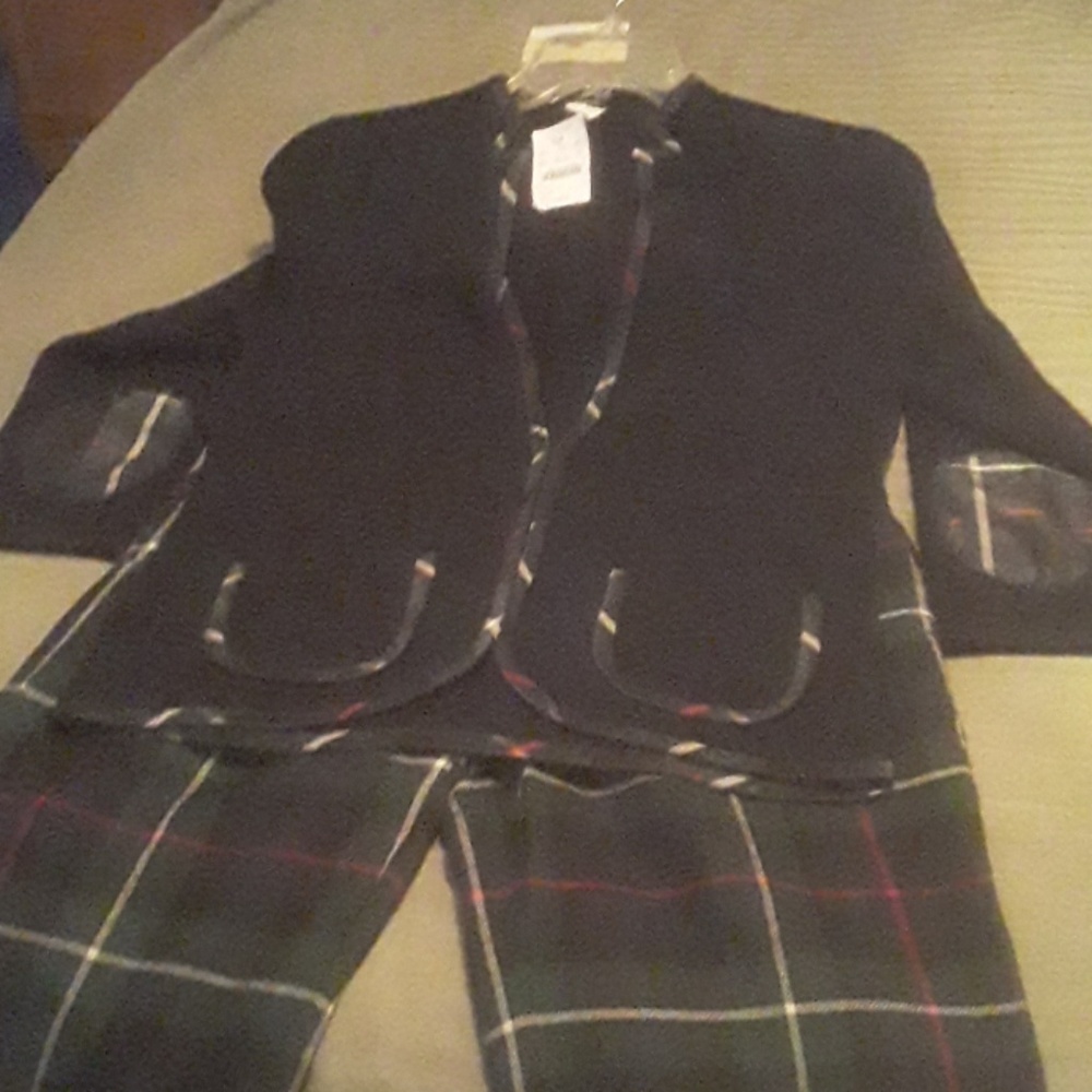 PANTS SUIT medium size